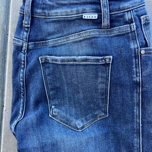 Risen Flare Jeans size 5/27